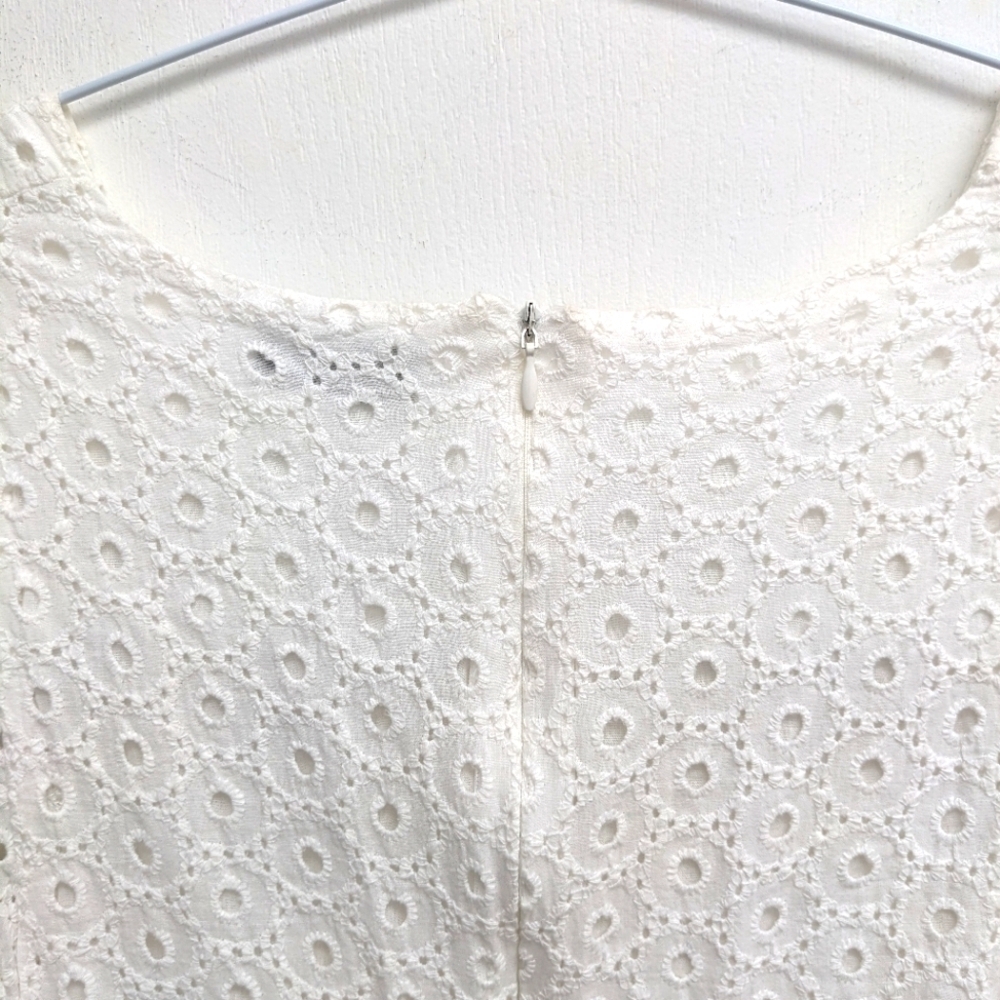 Luc-ce women's white cotton eyelet sleeveless mini dress size medium - Picture 3 of 12